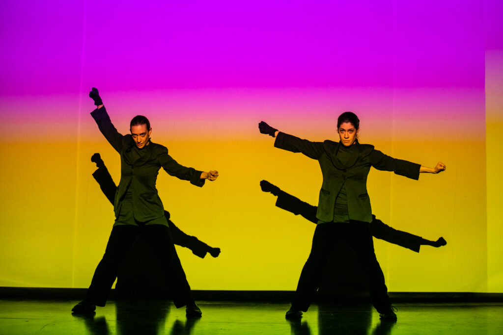 EL TIEMPO DESAPARECE IGUAL QUE YO